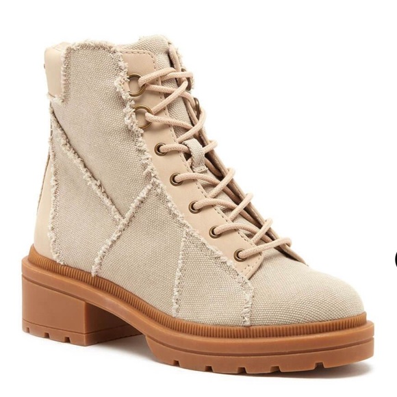 Rocket Dog Irys boots. Womens size 11 - Picture 2 of 8